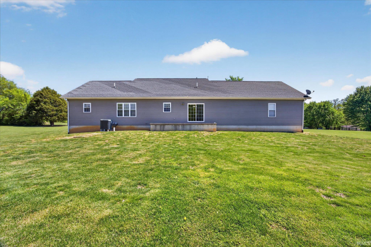Listing Image 28