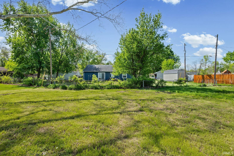 Listing Image 33