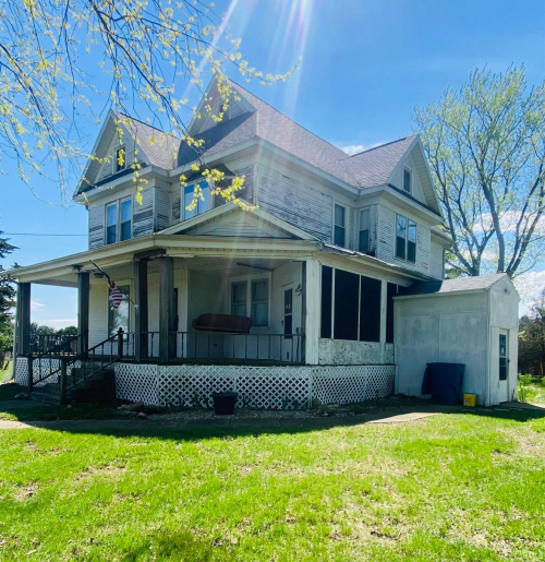 Listing Image 4