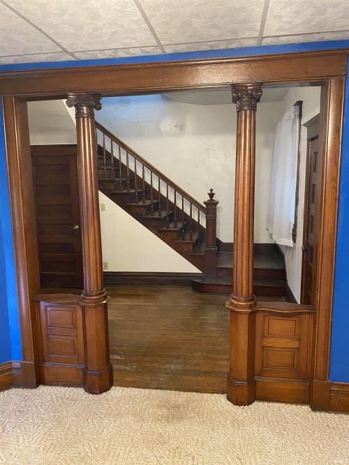 Listing Image 7