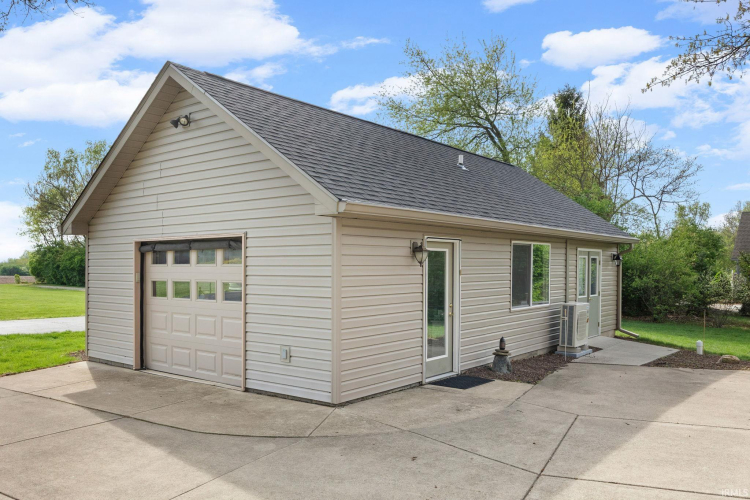 Listing Image 31
