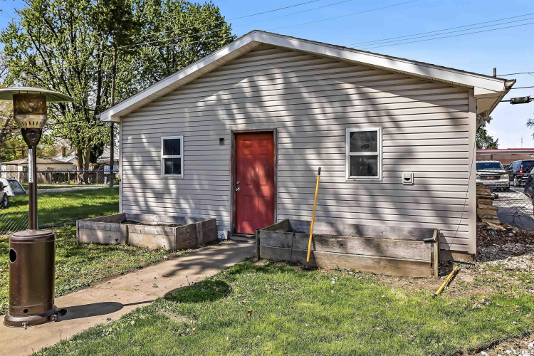 Listing Image 26