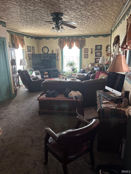 Listing Image 7