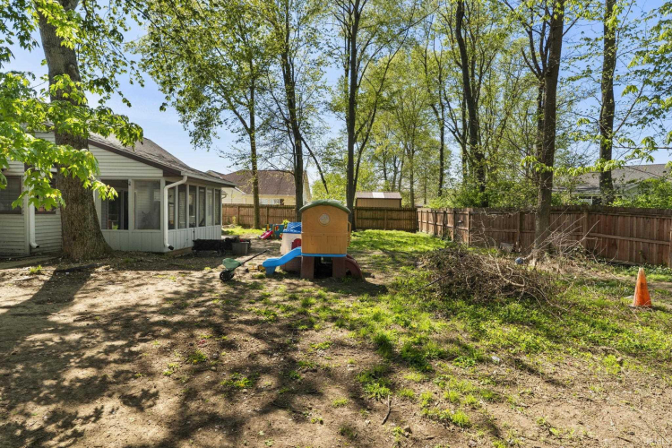 Listing Image 27