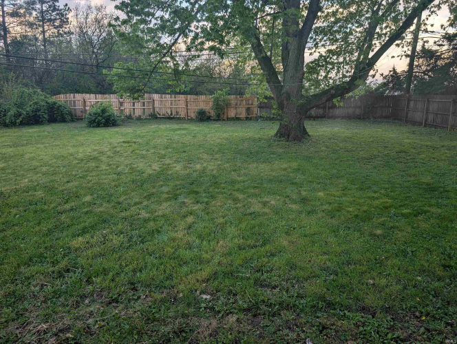 Listing Image 16