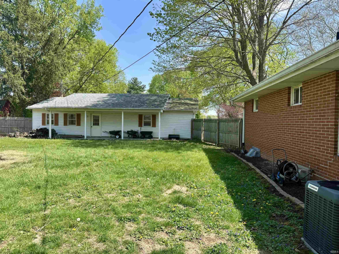 Listing Image 17
