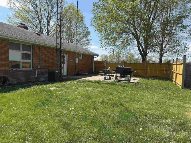 Listing Image 19