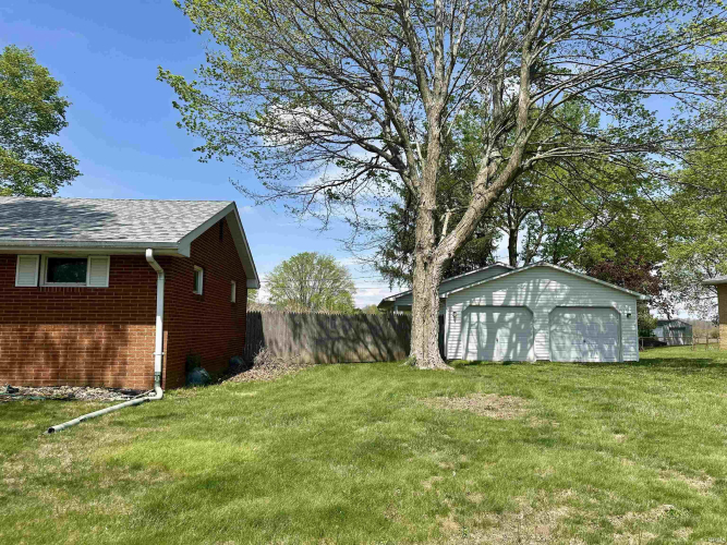 Listing Image 24