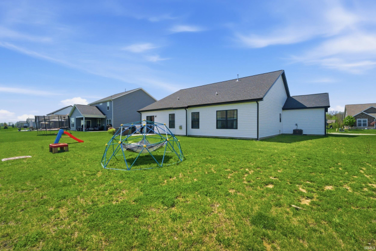 Listing Image 34