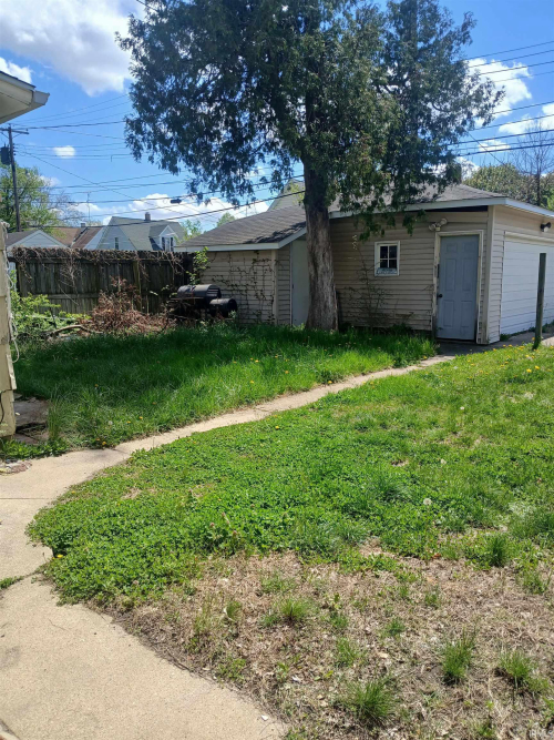 Listing Image 23