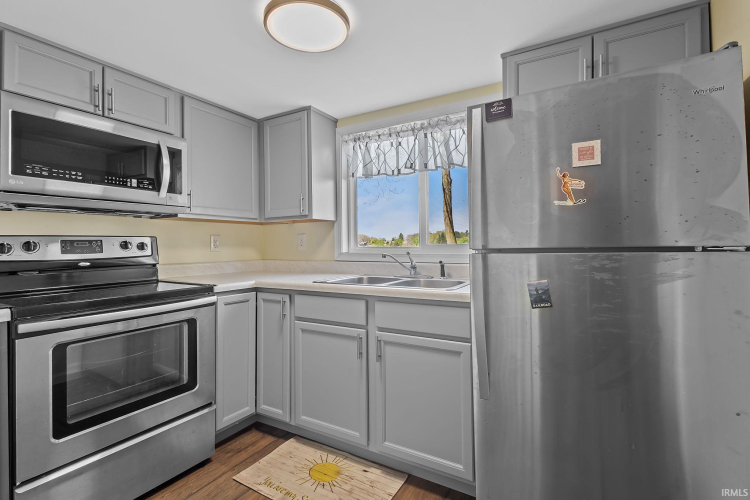 Listing Image 21
