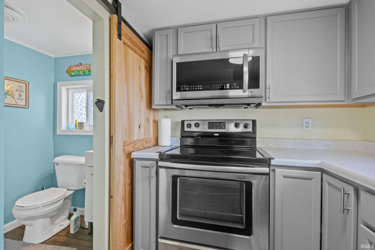 Listing Image 22