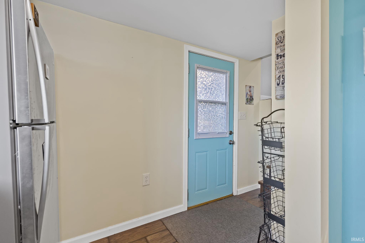 Listing Image 25