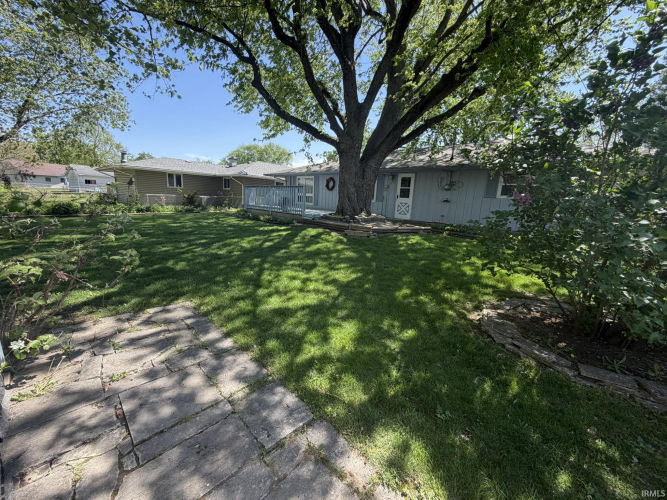 Listing Image 17