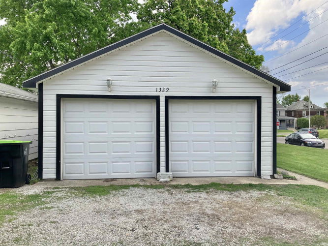Listing Image 24