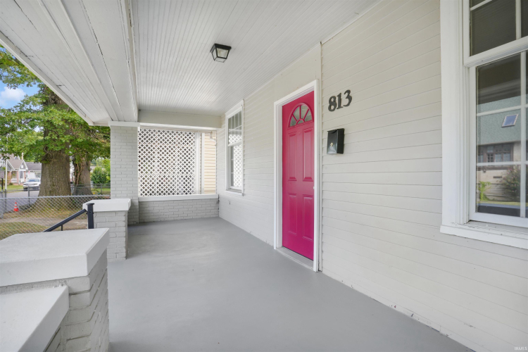 Listing Image 3