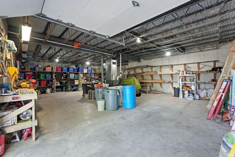 Listing Image 28