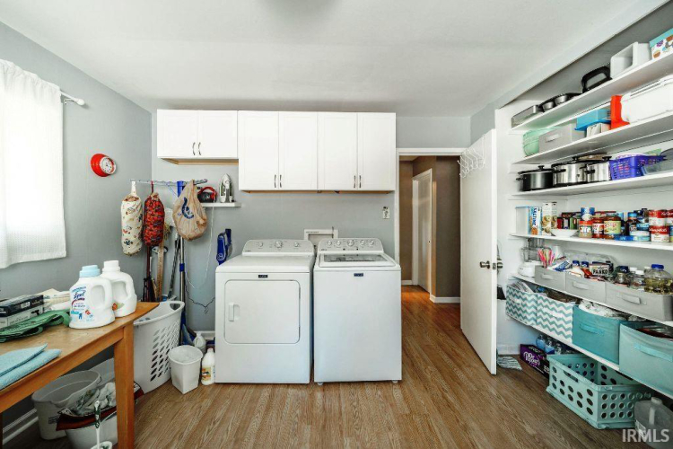 Listing Image 16