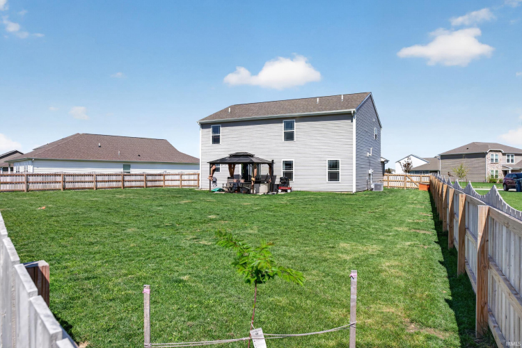 Listing Image 33