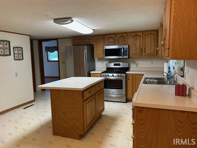 Listing Image 16