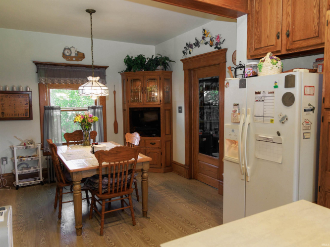 Listing Image 14