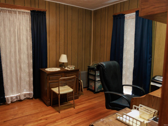 Listing Image 17
