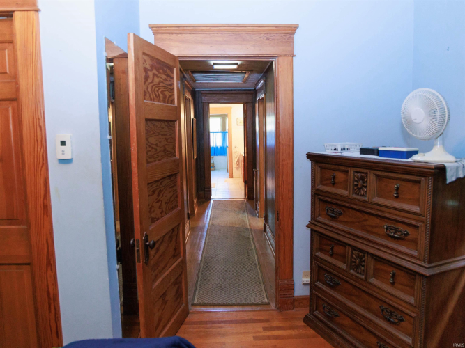 Listing Image 27