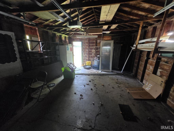 Listing Image 24