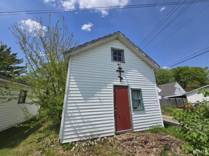 Listing Image 10