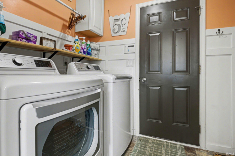 Listing Image 13