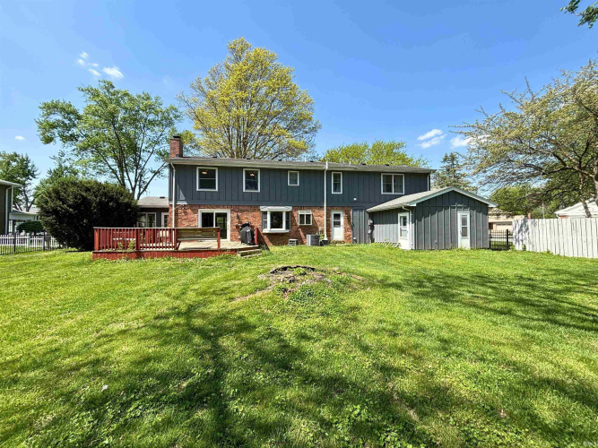 Listing Image 4