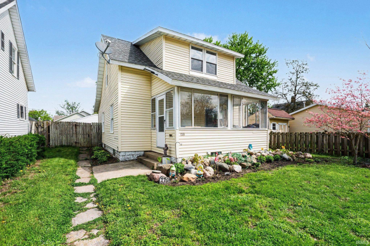 Listing Image 3