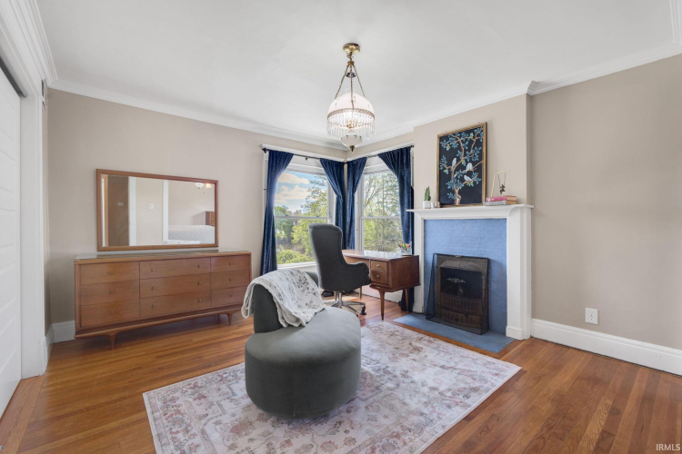 Listing Image 23