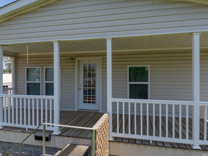 Listing Image 4