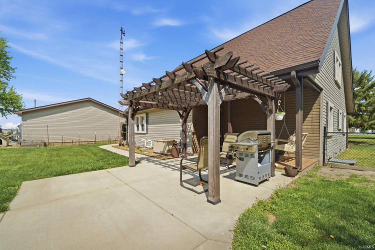 Listing Image 20