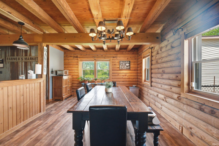 Listing Image 6
