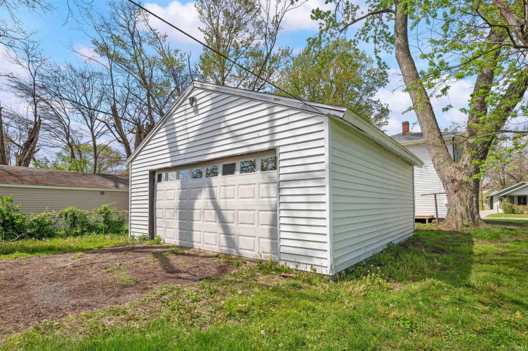 Listing Image 25