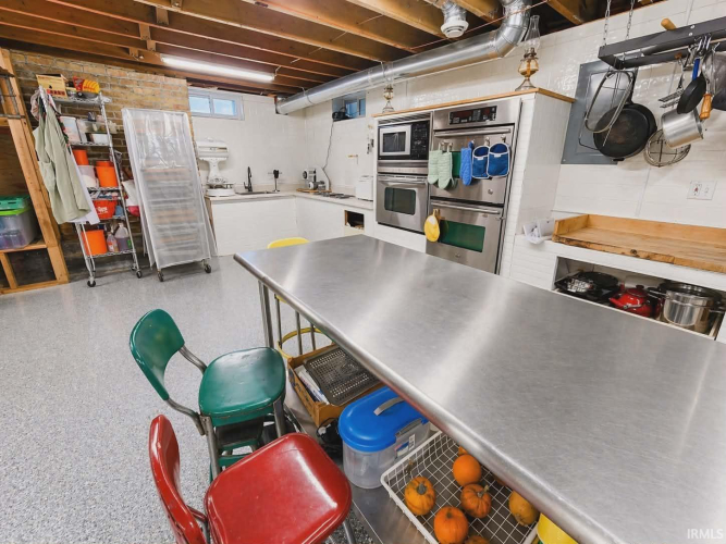 Listing Image 22