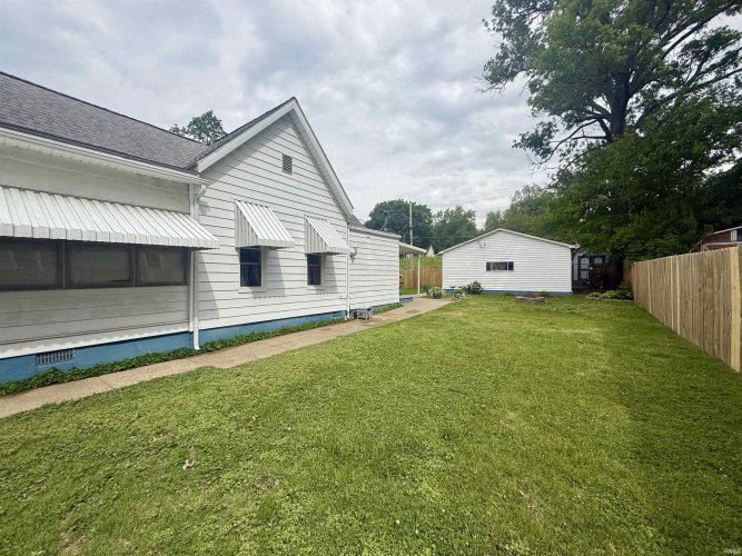 Listing Image 20