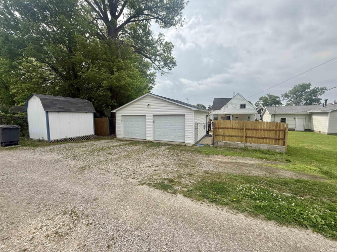 Listing Image 22