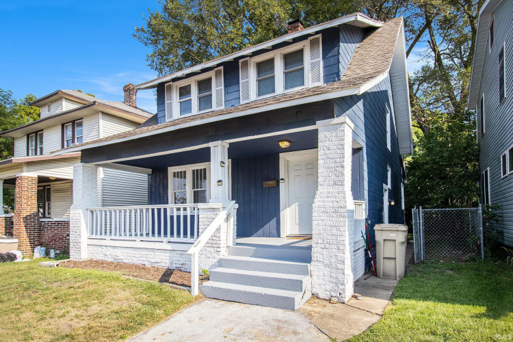 Listing Image 3