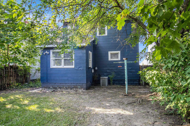 Listing Image 25