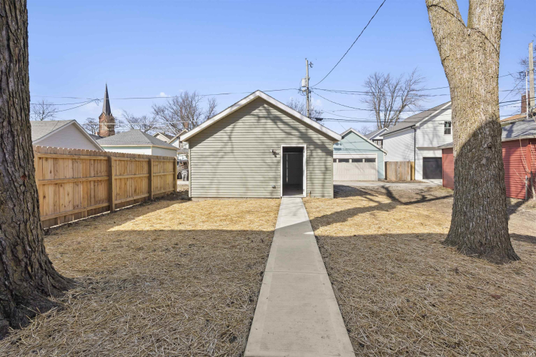 Listing Image 21