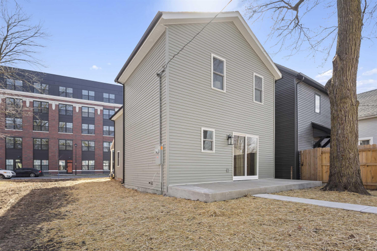 Listing Image 22