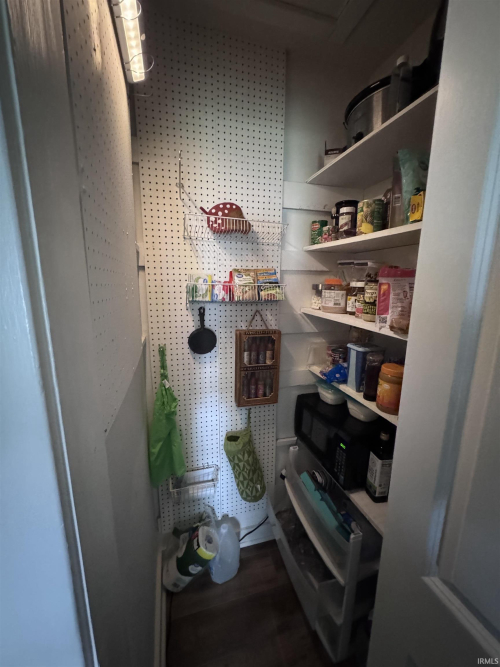 Listing Image 17
