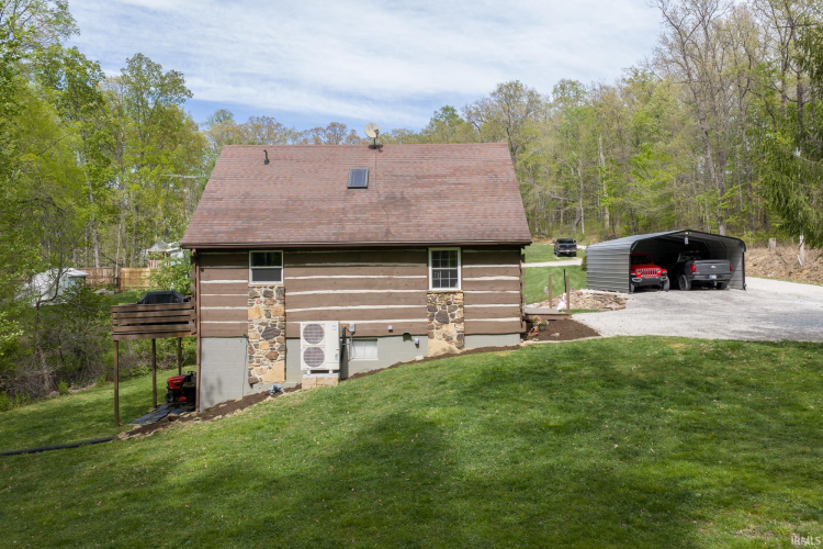 Listing Image 7