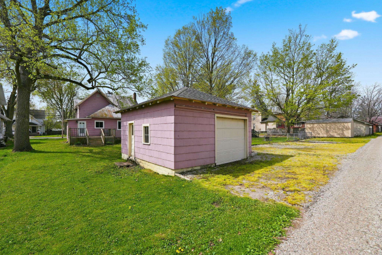 Listing Image 33