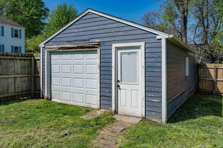 Listing Image 36