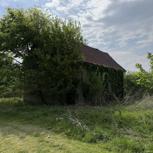 Listing Image 23