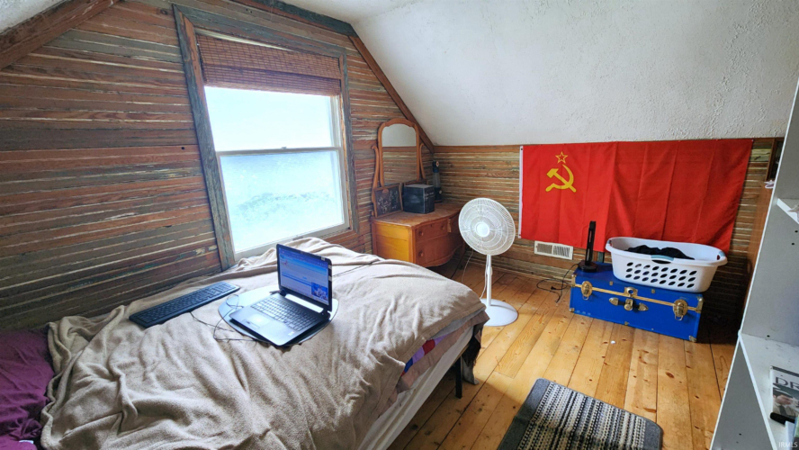 Listing Image 16